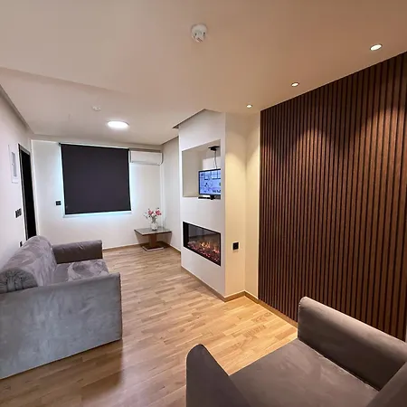 ατηινα 拉米亚