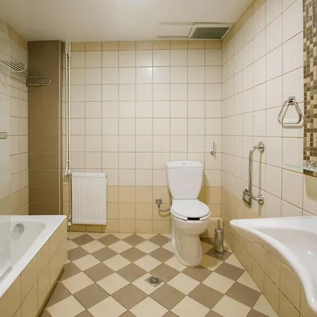 ατηινα Hotel Lamía