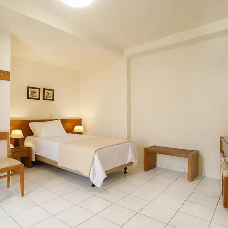 Hotel Athina 3*