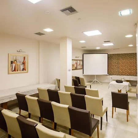 Athina Hotel Lamía