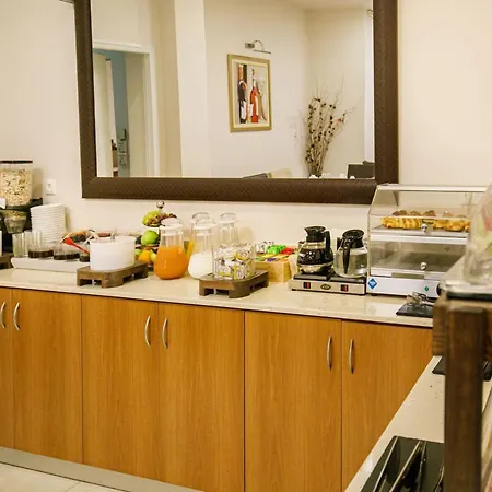 ατηινα Hotel 4*