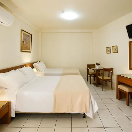 Athina Hotel Lamía