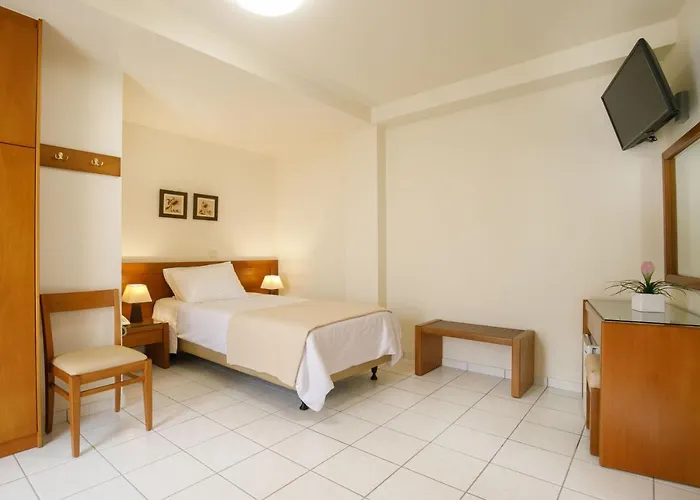 Szálloda ατηινα 4*