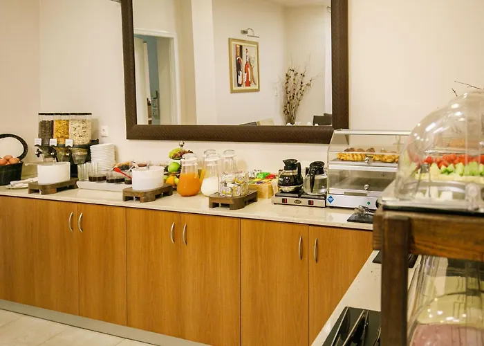 ατηινα Szálloda 4*